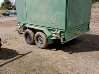 Full Enclosed Duel Axel Trailer