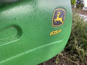 2016  John Deere 615 P Pick up Front