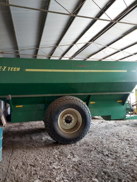 2012 E-Z Tech 712 Chaser Bin