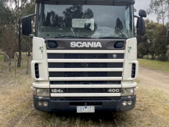 1998 Scania 124 Prime Mover