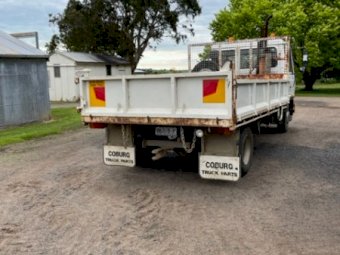 1989 UD Nissan Tipper