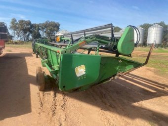 30ft John Deere Header Front