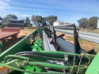 30ft John Deere Header Front