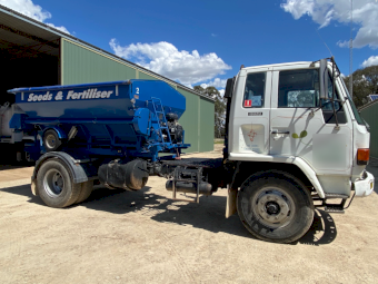 1988 Isuzu FTR Truck with Marshall 850TM Spreader Bin