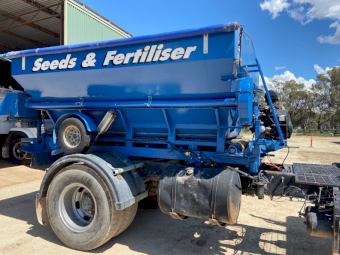 1988 Isuzu FTR Truck with Marshall 850TM Spreader Bin