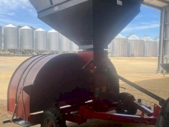 2011 Mainero 2235 Inloader