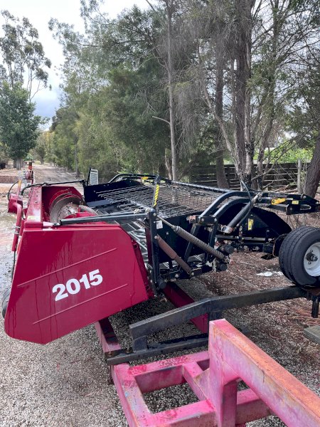 2008 Case IH 2015 Canola Front