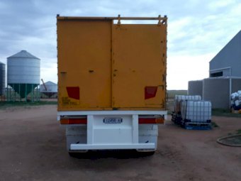 1976 Loadmaster Trailer with 40ft 2x1 Stockcrate