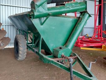 **Price reduced** 10 tonne Chaser Bin
