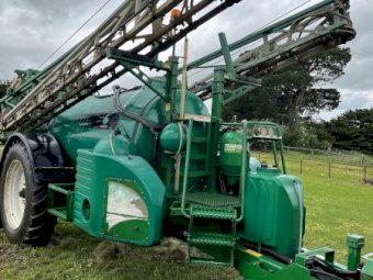 2006 Goldacres Prairie Advance 5030 Boom Spray. 