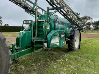 2006 Goldacres Prairie Advance 5030 Boom Spray. """(Price drop New spray has arrived)"""