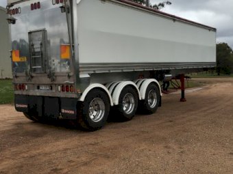 2017 Lusty Pumpa Grain Tipper B Trailer