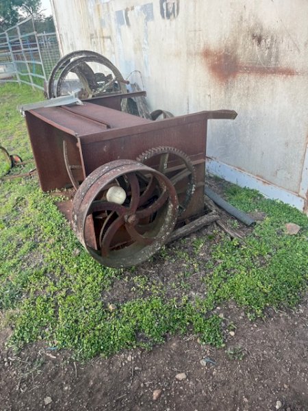 Hand operated Chaff cutter