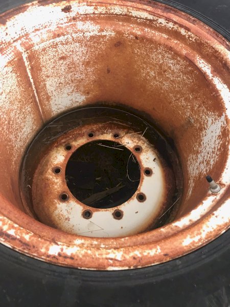 28L-26 Olympic 10 ply Rice Tyre