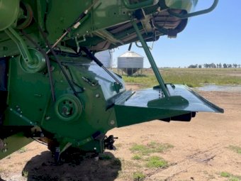 2011 John Deere 9670 4WD Header with JD 635D Front