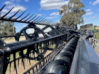 2017 Macdon M155 Windrower with 2017 D65 Draper Front