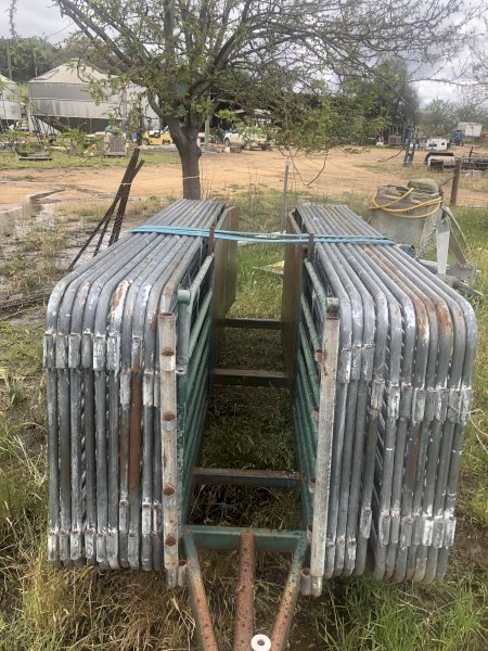 Portable 19 panel Sheep yards