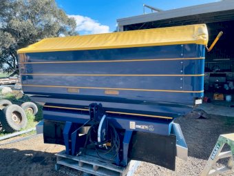 2016 Bogballe M3 Spreader