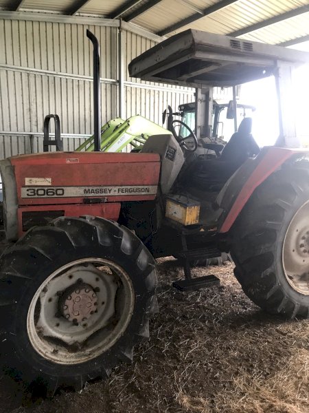 Massey Ferguson 3060 Tractor for Parts
