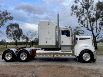 2012 Kenworth T909 Prime Mover