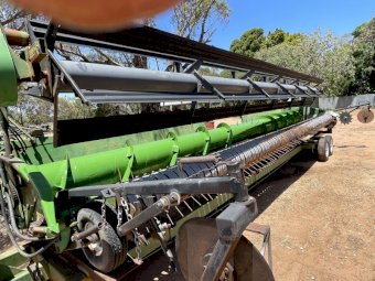 John Deere 930 Tin Front