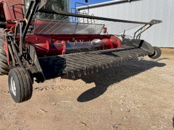 2009 Case IH 2016 Pick Up Front