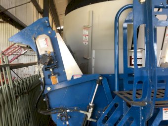 Penta Hurricane 3030 Feed Mixer