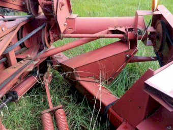 Case IH 8210 Windrower