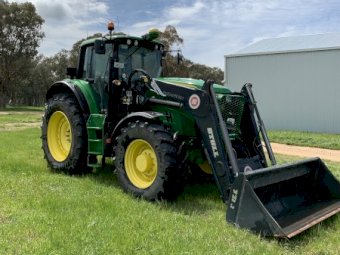 2017 John Deere 6195M Tractor with Loader