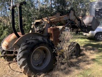 Fait 411 R Tractor with FEL