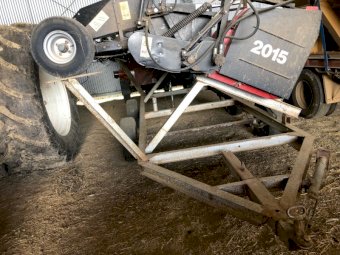 Case IH 2015 Canola Pickup Front