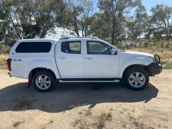 2018 LS Isuzu Twin Cab 4x4 Dual Cab Ute