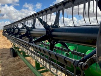 John Deere 635F Hydraflex Front