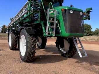 2014 Goldacres 6036 Self Propelled Crop Cruiser