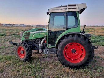 2015 Fendt 211P Vario 4WD Agricultural Farm Tractor