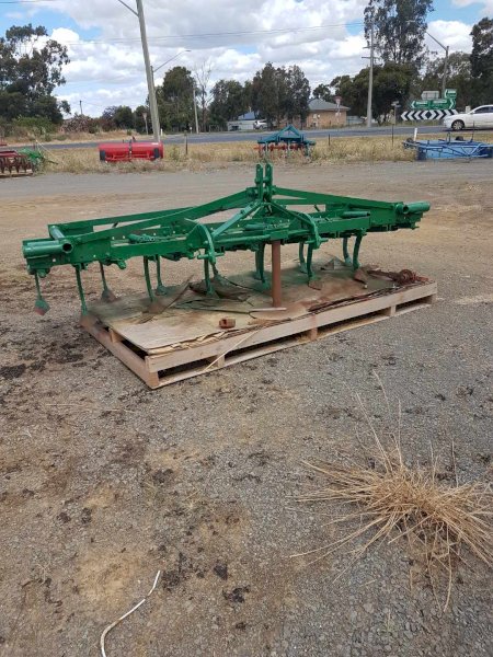 John Shearer 13 Spring Tyne Scarifier