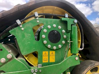 John Deere Tracks to Suit 60/70 and "S" Series Headers