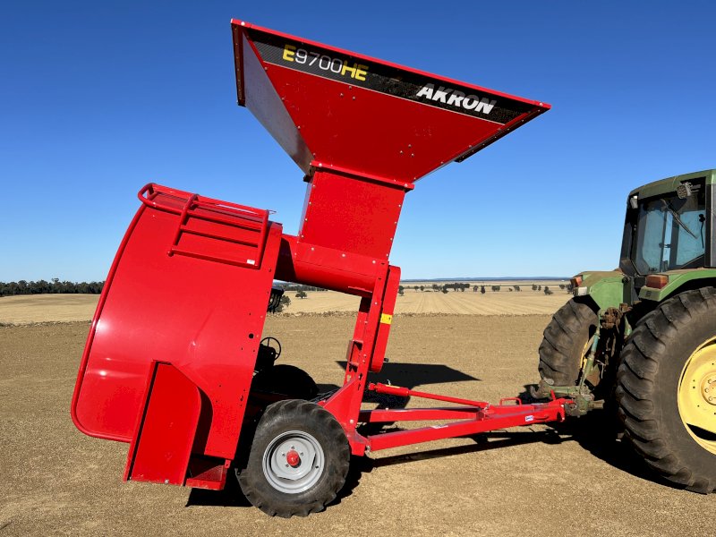 2022 Akron E9700HE Grain Bag Inloader