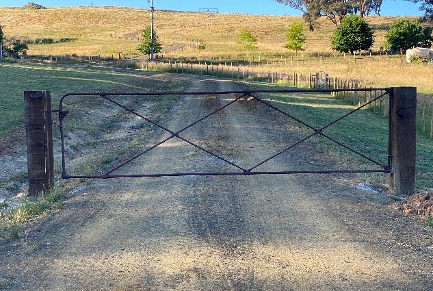 WANTED 16ft Sunshine Gate