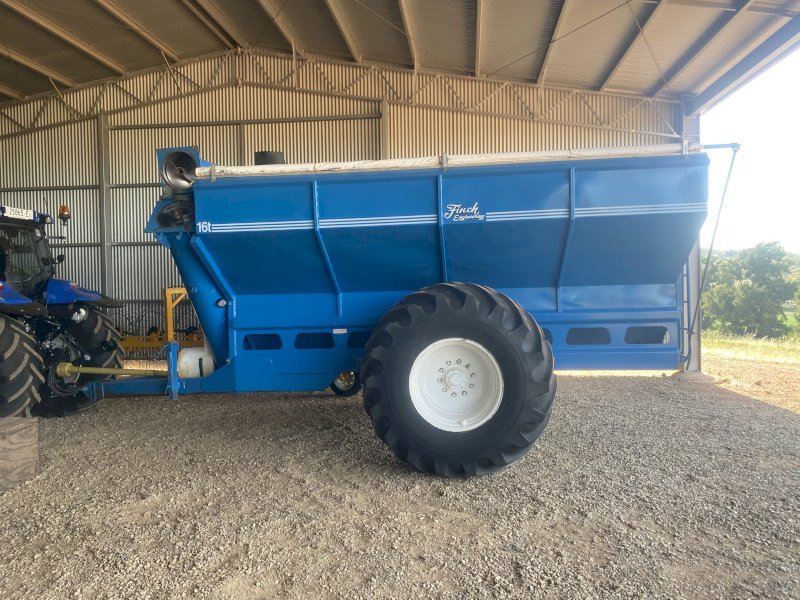 2009 Finch 16 T Chaser bin