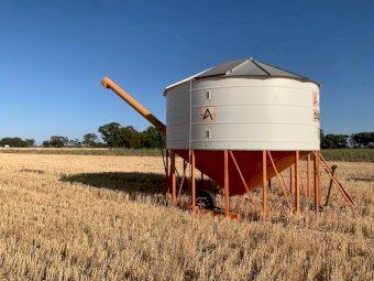 2011 Sherwell 1511 Field Bin