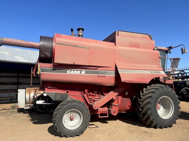 1999 Case 2388 Header