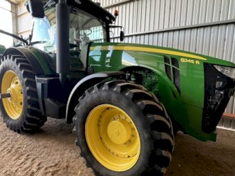 2014 John Deere 8245R Tractor