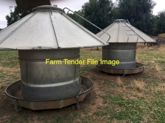WANTED 90 bag  Large Circular Feeders H E Brand.