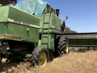 1985 John Deere 8820 Turbo Header with Front and Trailer