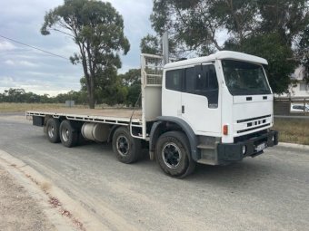 2004 Acco Twin Steer Tray Truck
