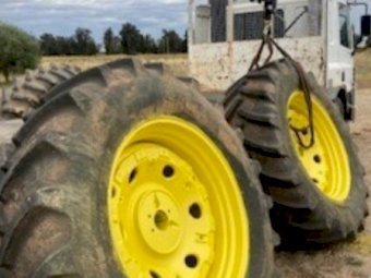 Set of 620/70R42 Rear Wheels