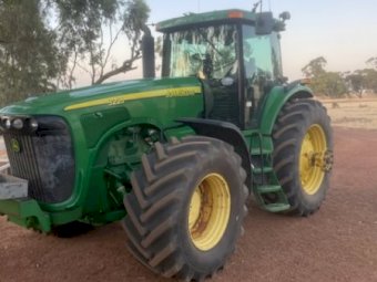 John Deere 8220 Tractor