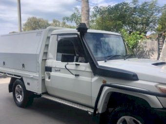 Toyota 2010 Landcruiser GXL TRAY