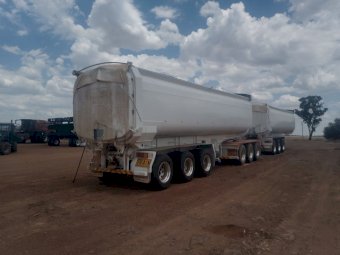 2022 Freightmore Road Train Set